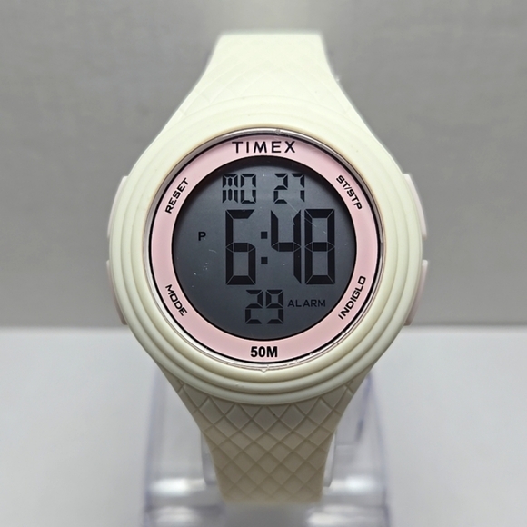 Timex Ladies Digital Sports Watch Indiglo Pink TW5M41900 50m New Battery - Picture 1 of 10